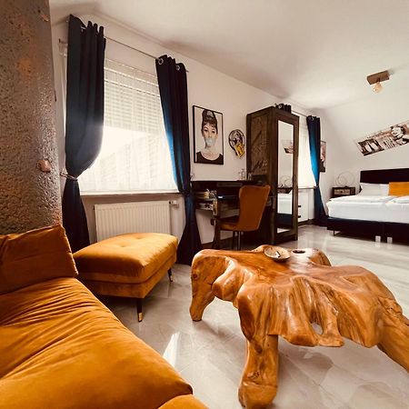 Hotel Karthaeuser Hof Floersheim am Main المظهر الخارجي الصورة