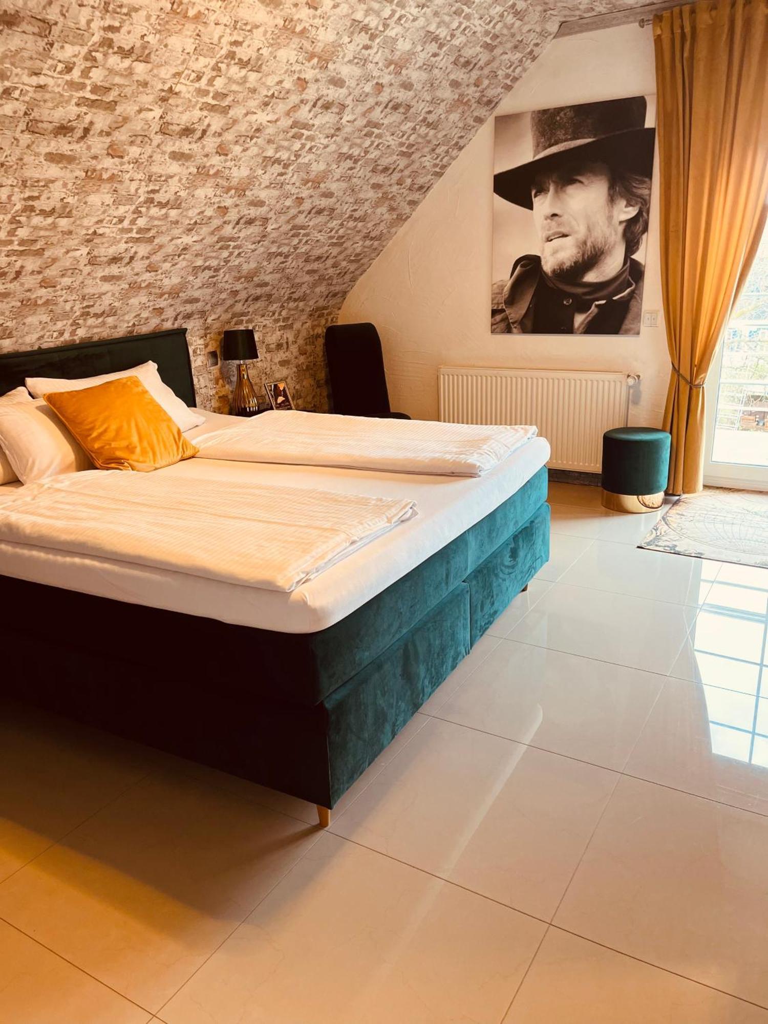 Hotel Karthaeuser Hof Floersheim am Main المظهر الخارجي الصورة